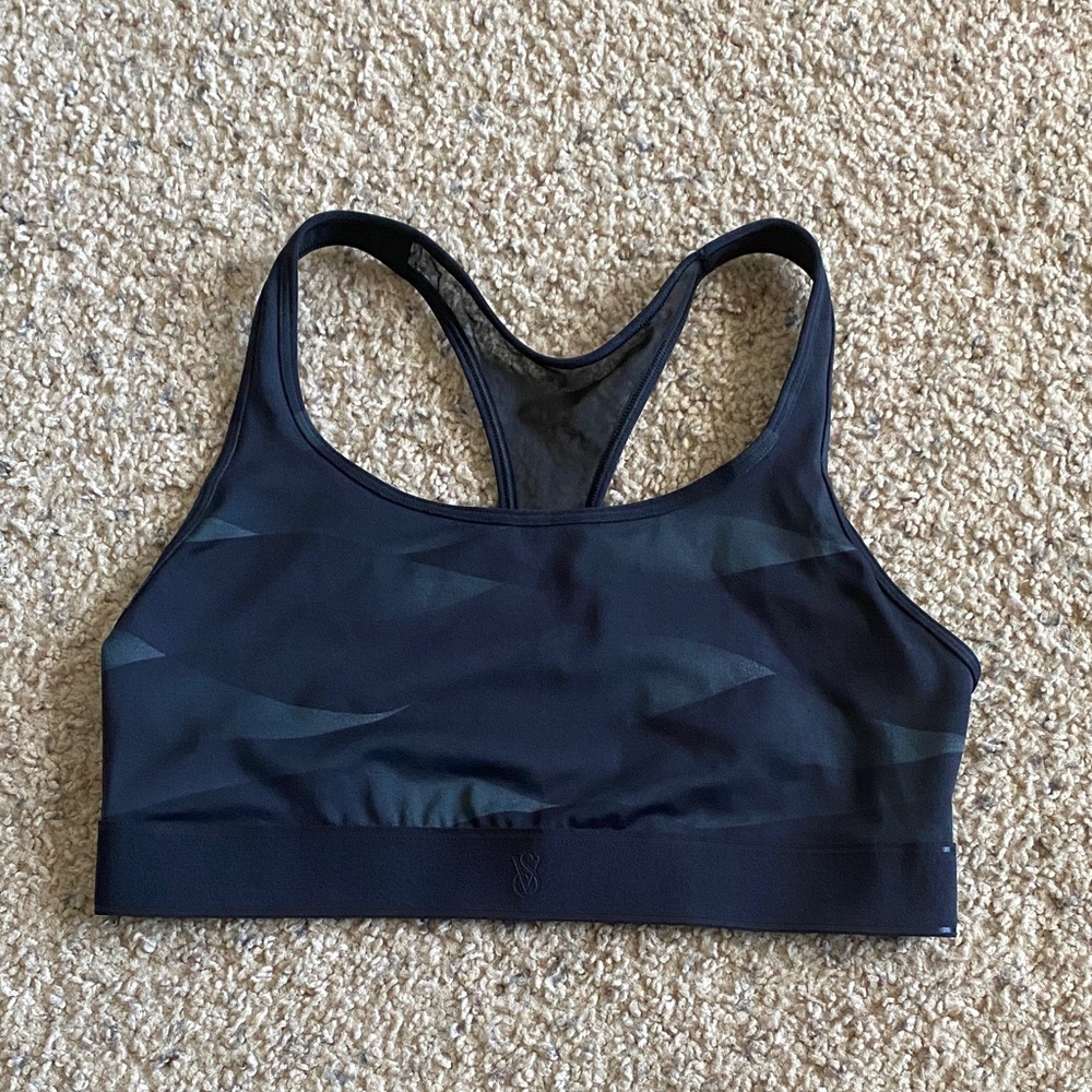 Victoria's Secret Black Sports Bra (NWOT)